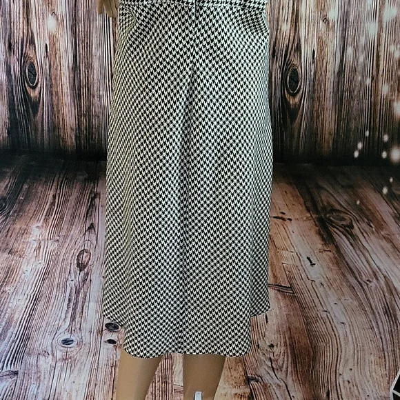 NWOT New York & Company Women's Black and white Halter Maxi Dress Size 16 - Picture 9 of 11